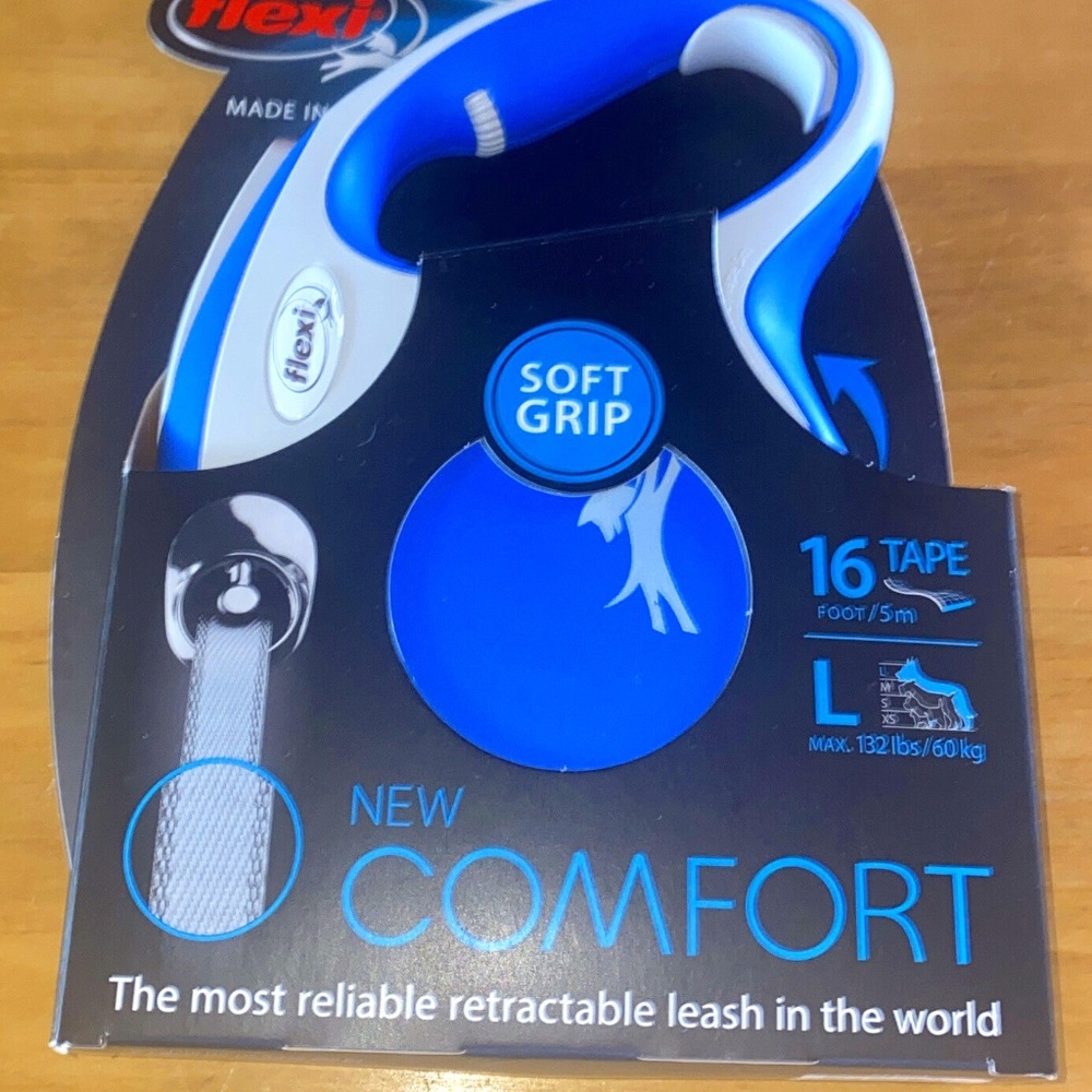 Flexi New Comfort Retractable 16' Tape Leash Blue & White Large Dogs upto 132LBS